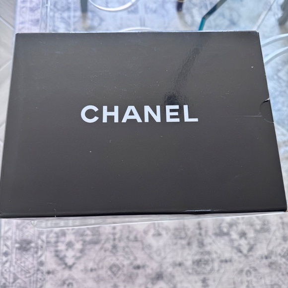 ✨ Authentic Chanel Navy Quilted Crossbody Bag – Excellent Condition ✨ - Picture 6 of 8